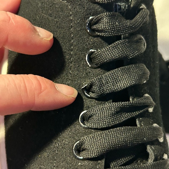 Alexander McQueen Women's Oversized Sneaker in Black Size 40 US Size 10 - Picture 6 of 7